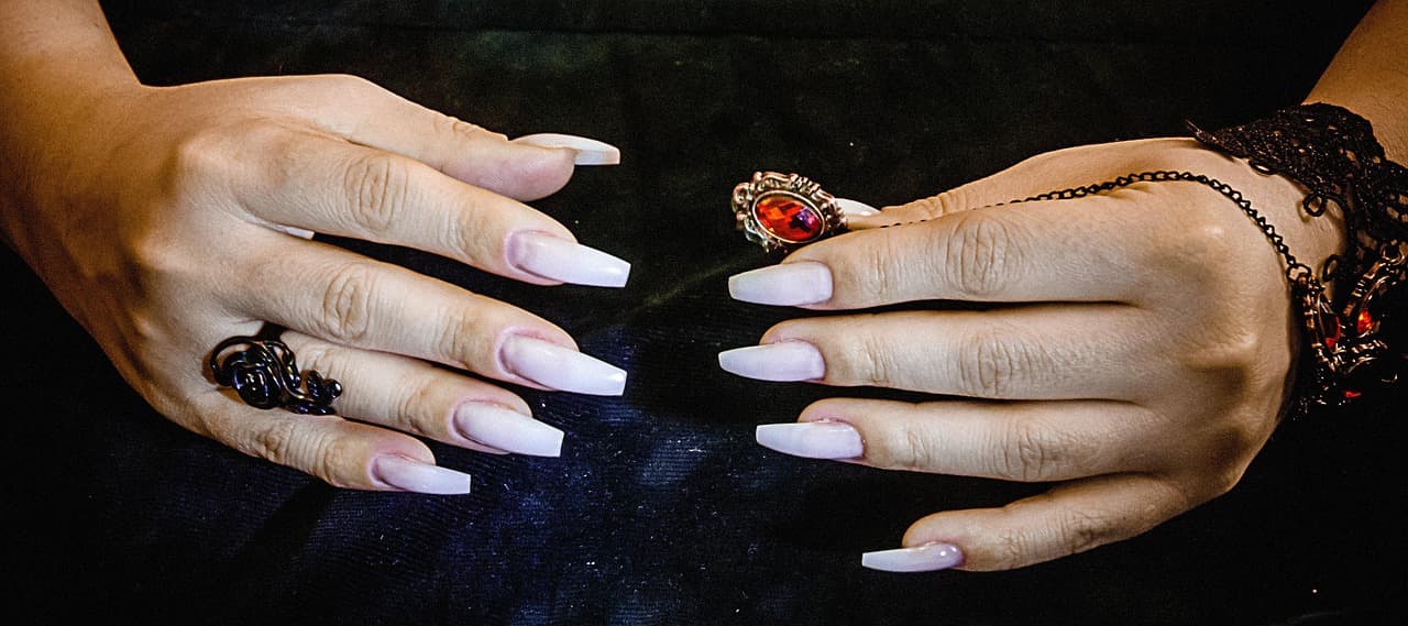 gel nails photo