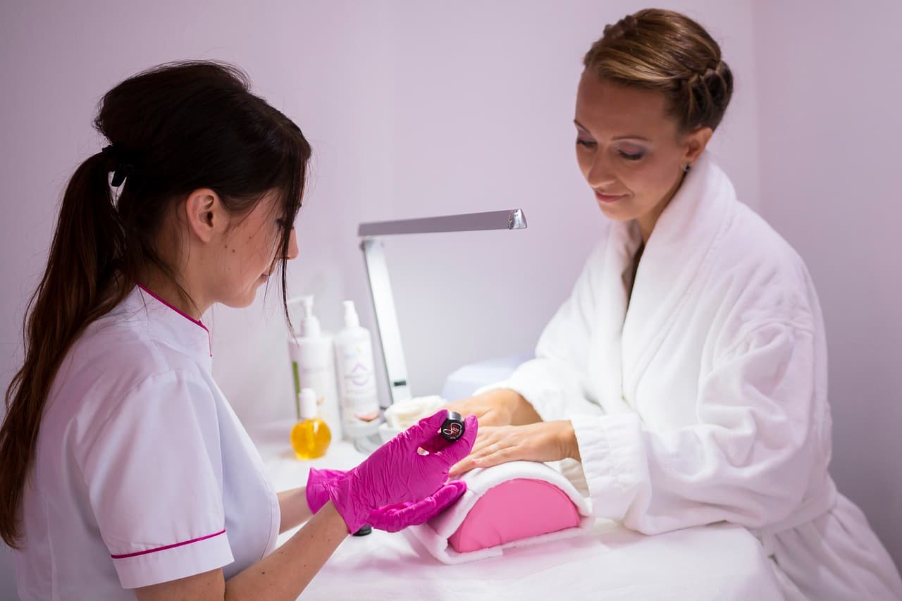 beautician photo